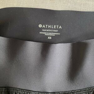 Athleta Black Featherweight “Run with It” perfect travel Pants
